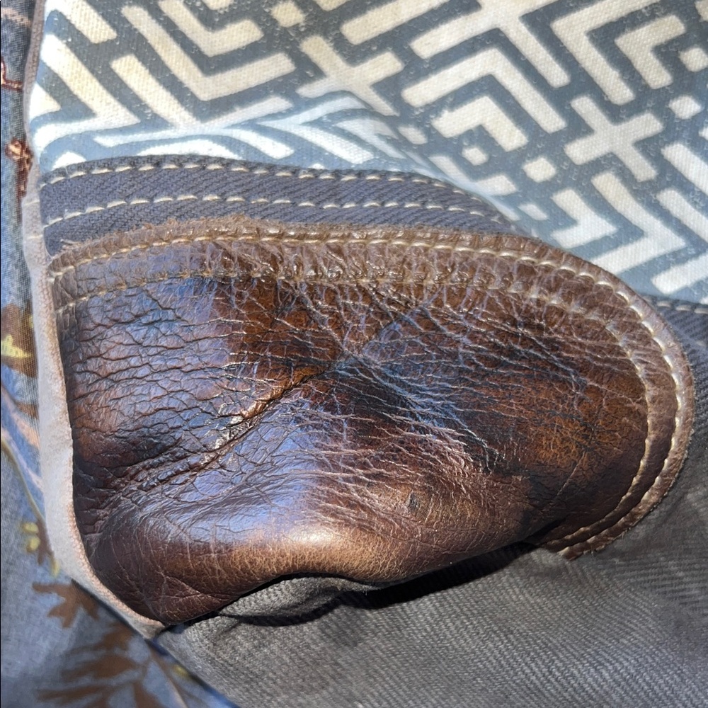 Myra Bag Tribal Pattern crossbody Bag - Cream and Brown with adjustable strap - Picture 10 of 11